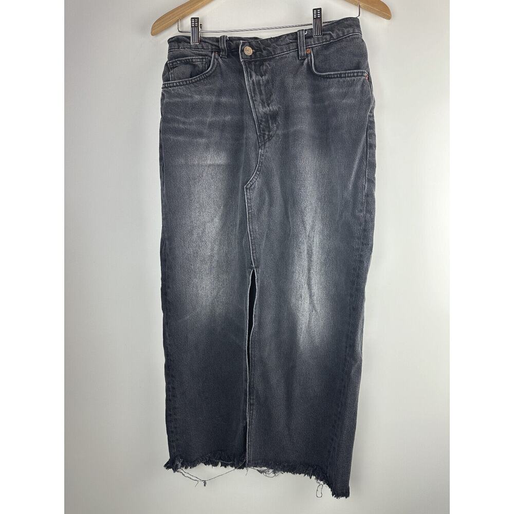 Reformation Nila Long Denim Skirt Front Slit Raw Hem Faded Washed Black Size 28 - Picture 2 of 12